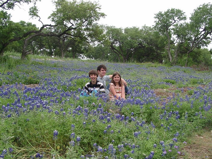 20100411_0089.JPG - Adam Anna Daniel Texas Bluebonnets