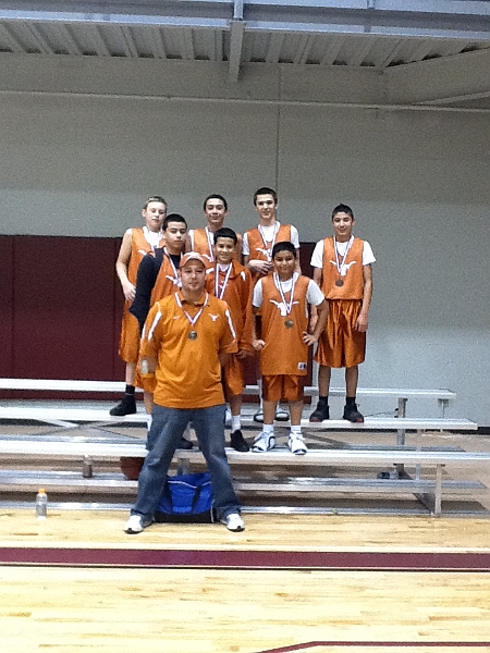 20111220_LongHornsBasketBall_Adam_Dec2011-a.bmp - Adam Basketball